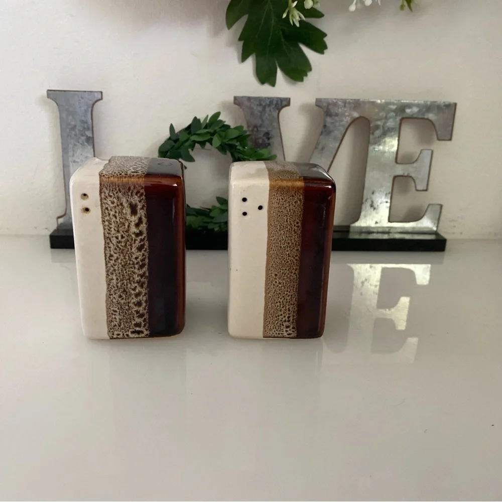 Pier 1 Salt & Pepper Shakers‎ Retired Mid Century Modern Ceramic Brown
